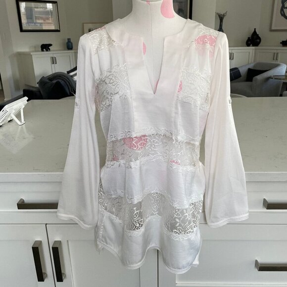 BCBGMaxAzria Erid Gardenia VNeck Lace Top Adjustable Sleeve Cream Sz XS NWOT - Picture 1 of 16